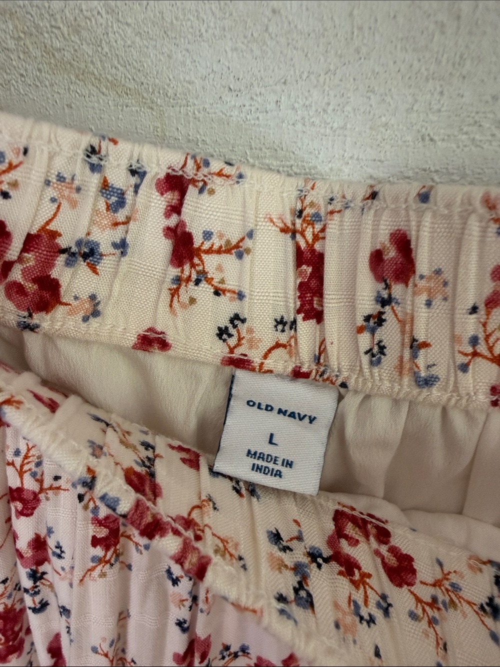 Old Navy Cream slip on Midi Skirt with Red Floral Print women’s large - Picture 2 of 7